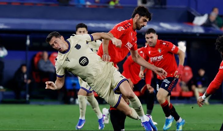 Barca gặp nhiều khó khăn trước Osasuna.